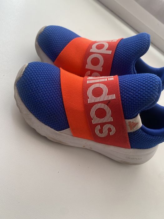 Детские кроссовки adidas