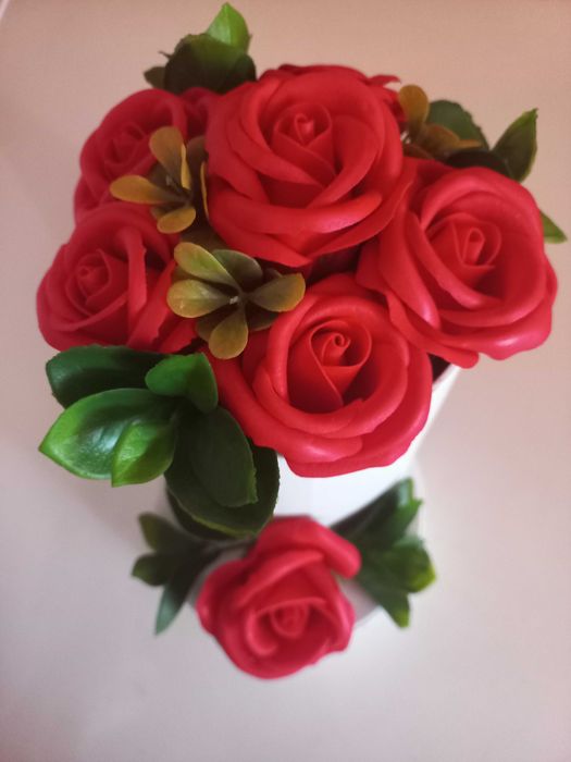 Flori artificiale, cutie decor