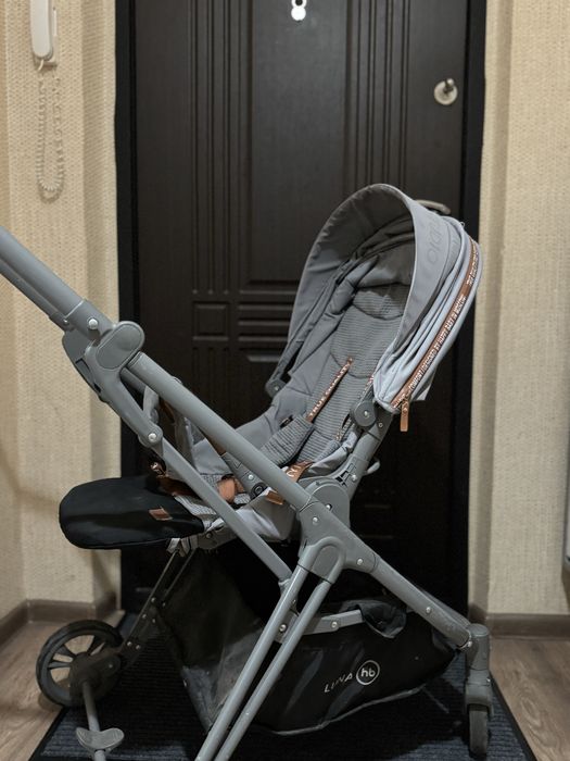 продам прогулочную коляску