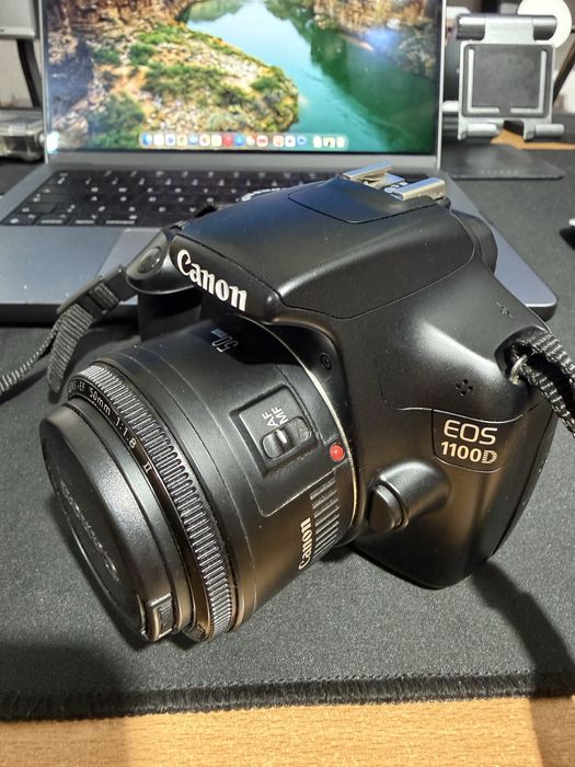 Aparat Foto DSLR Canon EOS 1100D 2 obiective