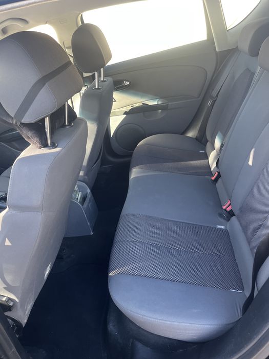 Seat Leon 2008 1.9 Diesel 105 cp 3499€ negociabil