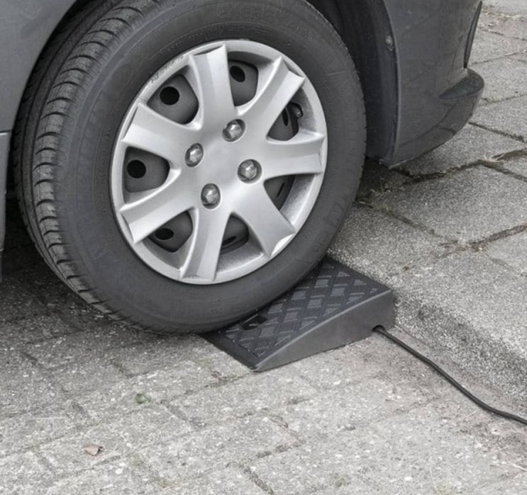 Рампа за бордюр 50х27х7 см 2бр.