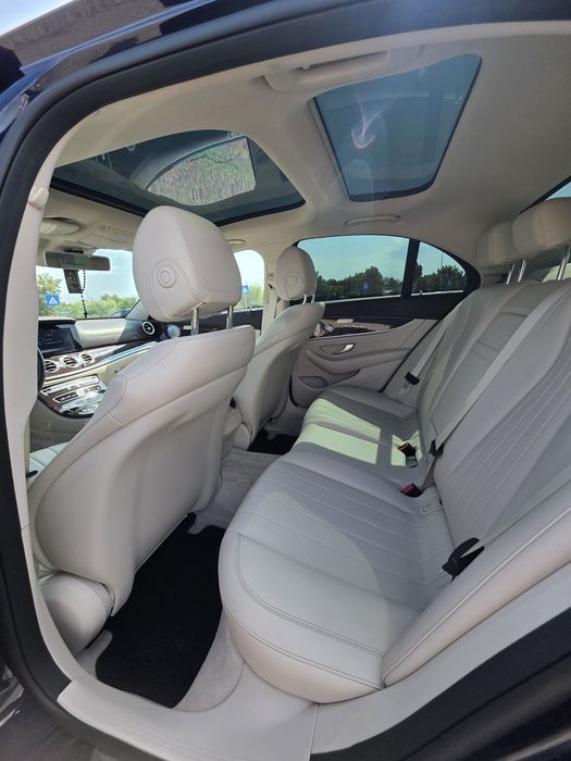 Mercedes Benz E300e