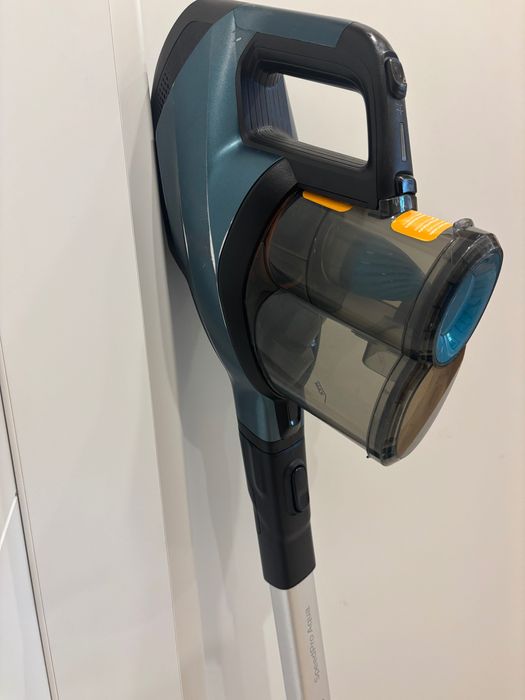 Philips SpeedPro Aqua 3в1 – прахосмукачка + подарък филтър