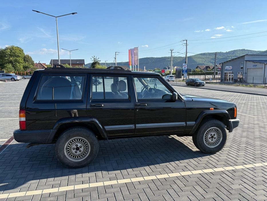 Jeep Cherokee XJ 4×4 2.5 diesel