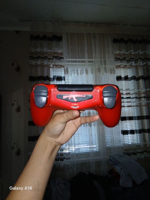 Джойстик за Ps4 като нов без проблеми