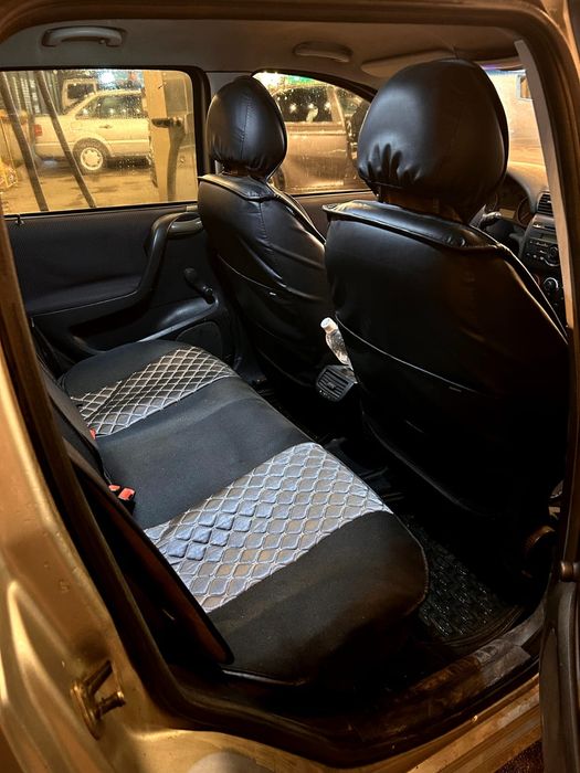 Автомобиль Fiat Stilo