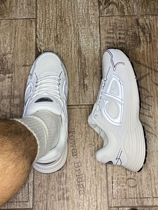 Dior B30 Plain White