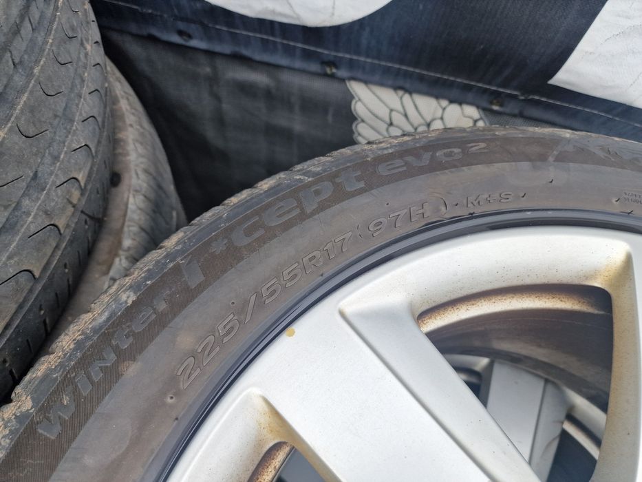 Гуми с Джанти за Audi A5,A6,A7 225/55 R 17 Hankook