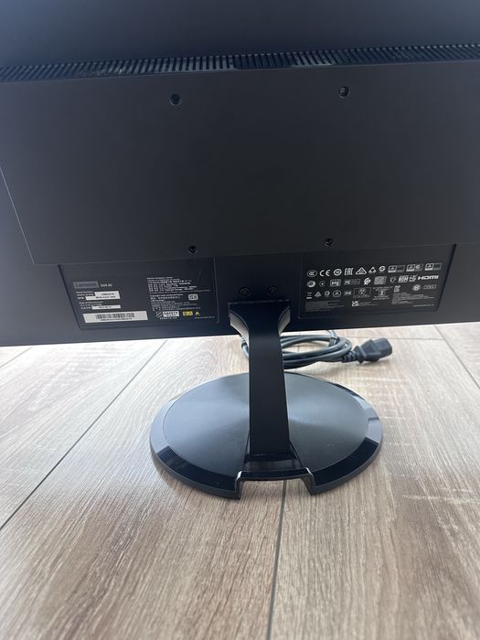 Monitor Lenovo D24-20