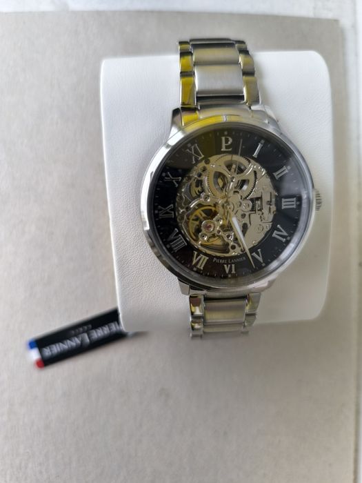 Чисто нов часовник Pierre Lannier 317B131