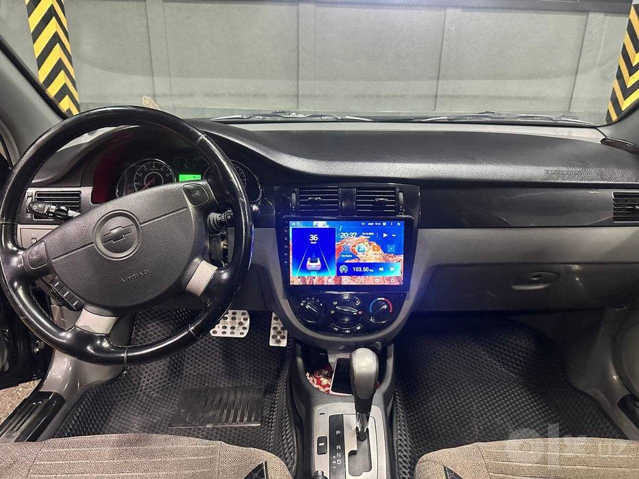 Chevrolet Gentra сотилади.