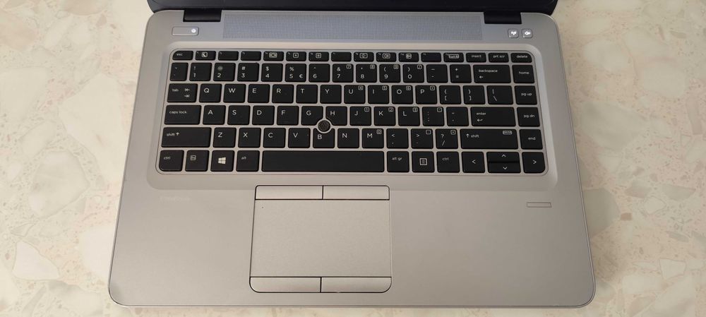 HP EliteBook 840 G3-Intel i5 6200-DDR4