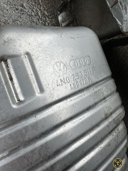 оригинална генерация audi S8 D5 нова на 50км