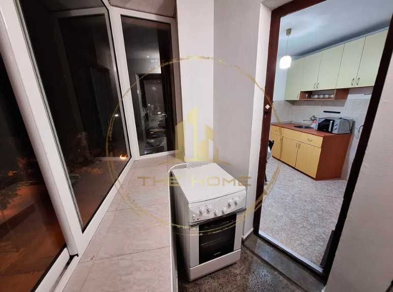 Дава се под наем Тристаен апартамент в Варна, Център - 70 кв.м за 425 € - Снимка #3