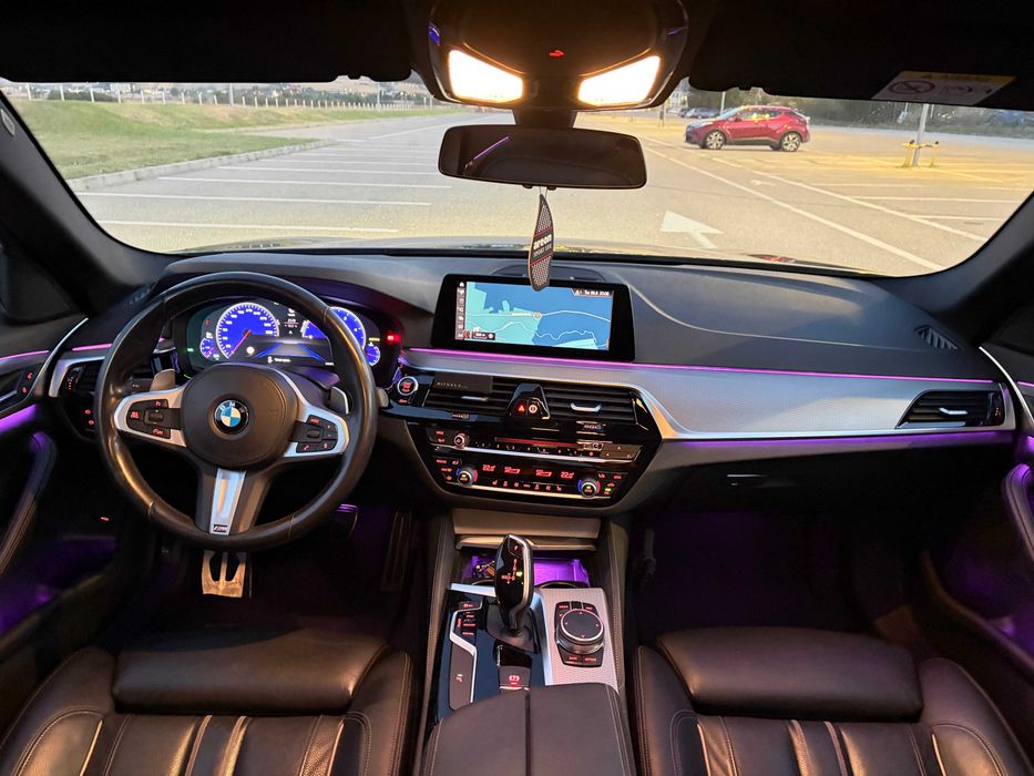 BMW Seria 5 G30 520d 190CP M-paket Full Led Jante Camera Piele Carplay