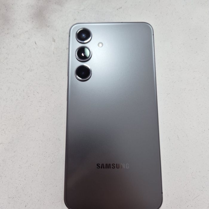 Самсунг s24 256 gb