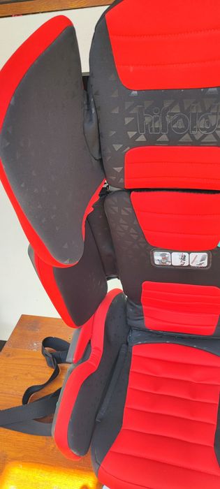 Vând scaun auto înălțător pentru copii, Hifold the fit and fold Booster, Rosu/Negru, 3.5 - 12 ani