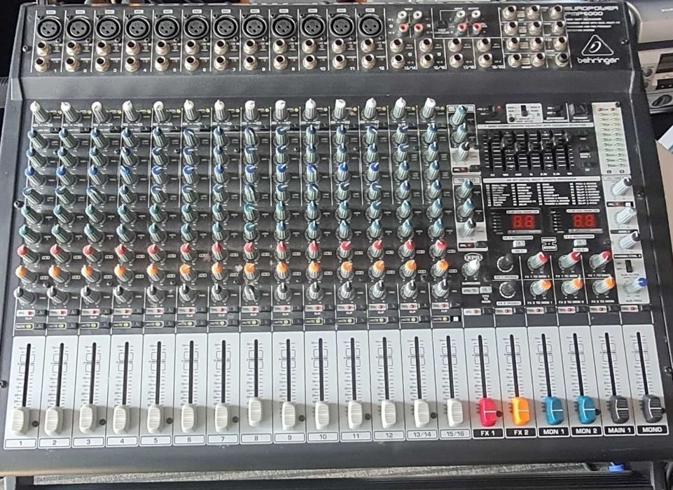 Behringer PM 6000