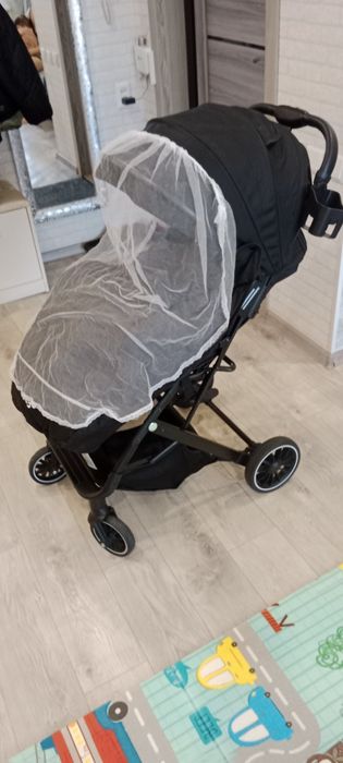 Продам коляску 13000т