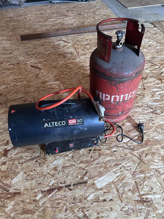 Тепловая пушка газовая с баллоном.