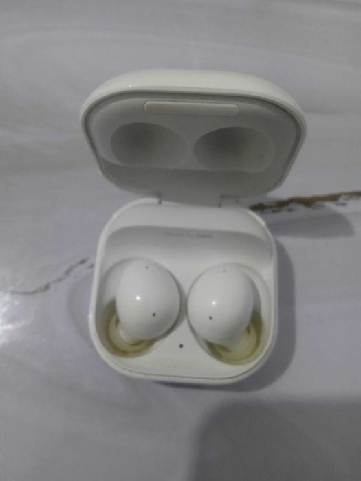 Наушники Galaxy buds 2