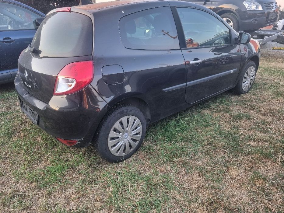 RENAULT Clio 2010 — imagine 5