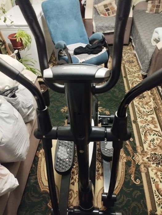 Продам элиптический тренажёр