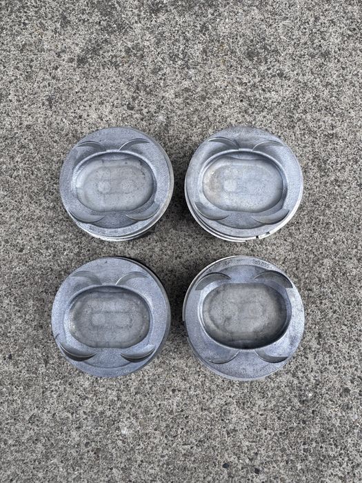 Set 4 pistoane pentru Volkswagen