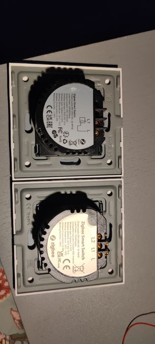 Întrerupător Bseed Smart Touch Zigbee și Întrerupătoare Livolo Touch