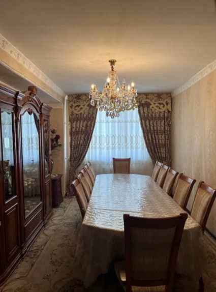 Супер цена!Квартира на Госпиталка 4/9/9 общ пл 115м,балкон 3*4