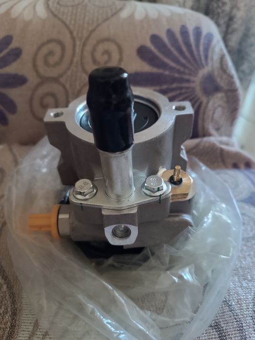 Насос Гур         .