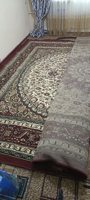 Продаéтся ковéр .