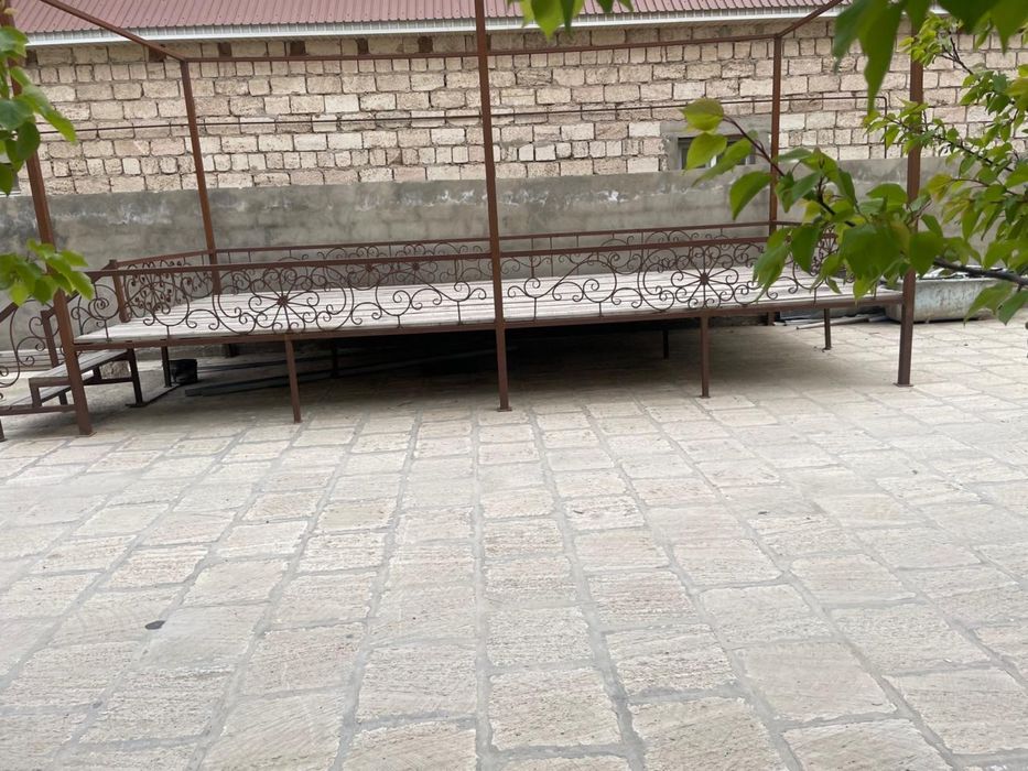 Үлкен тапчан сатылады*