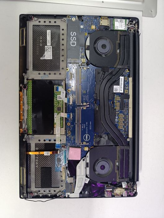 Dezmembrez Dell precision 5540 display tastatura capac cooler