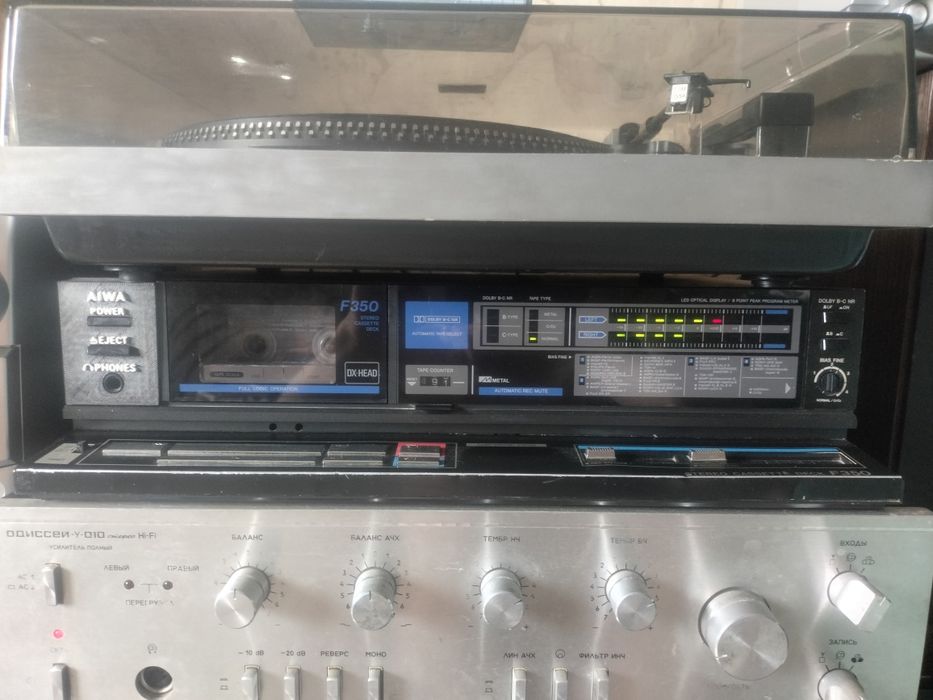 AIWA AD-F350 Stereo Cassette Deck