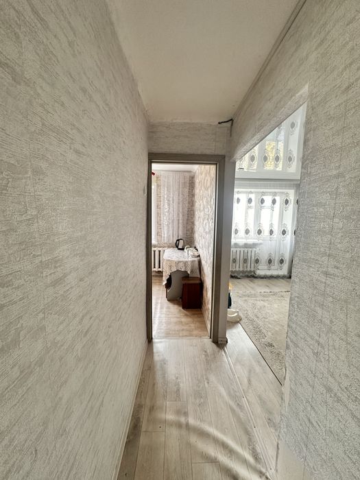 Продам 2-комнатную квартиру