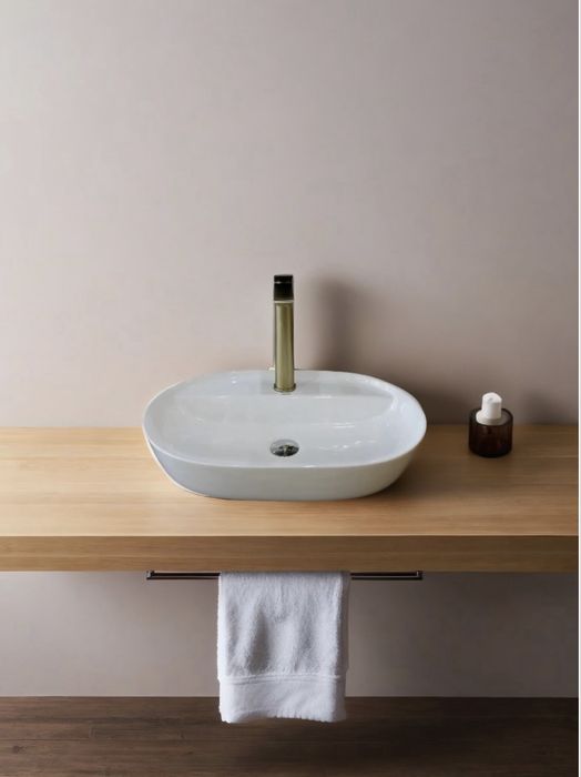 Продам раковину в комлекте