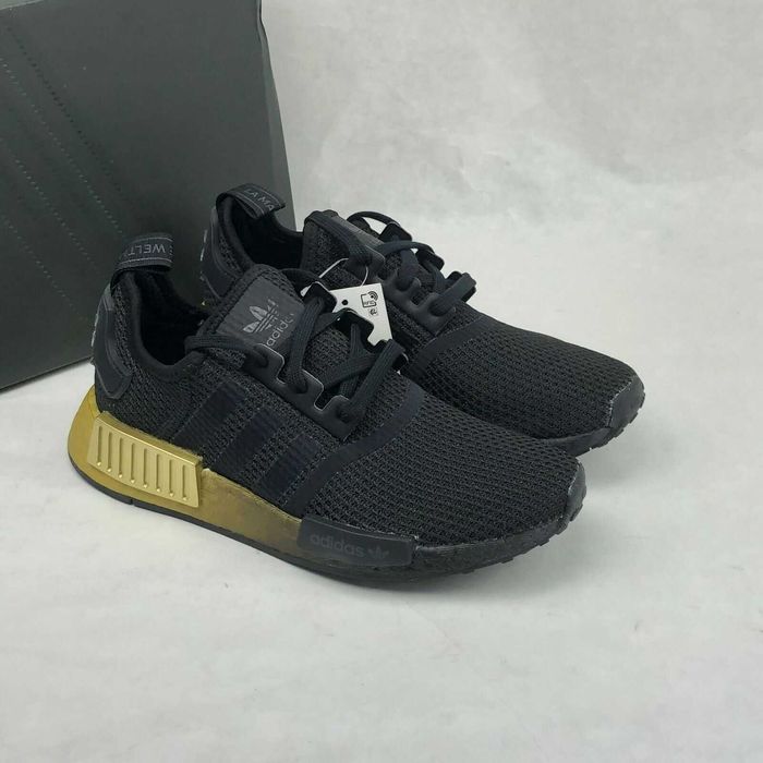 Дамски маратонки   ADIDAS NMD_R1   Оригинални    EU 40 2/3