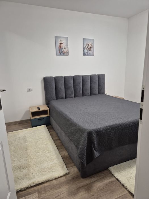 Inchiriez garsoniera