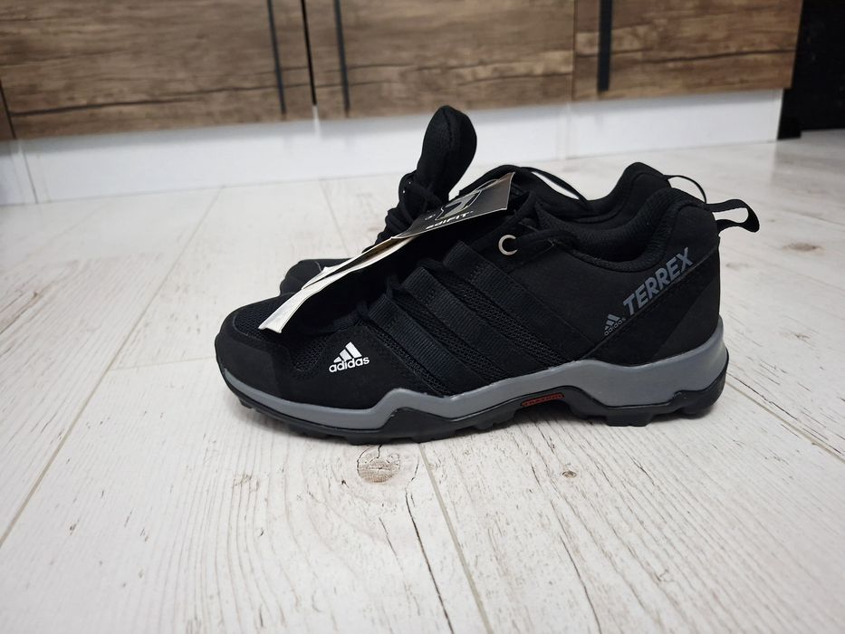 Adidas Terrex-Ориг.детски маратонки Нови!!!