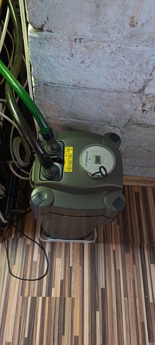 Acvariu complet cu  filtru.