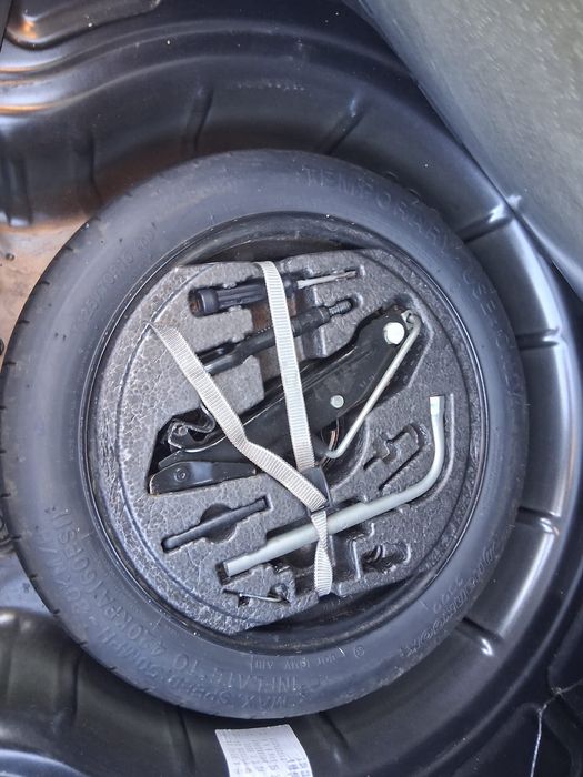 Audia a3 p8 (înmatriculat recent în România)an 2010-2011)motor 1.4tfsi