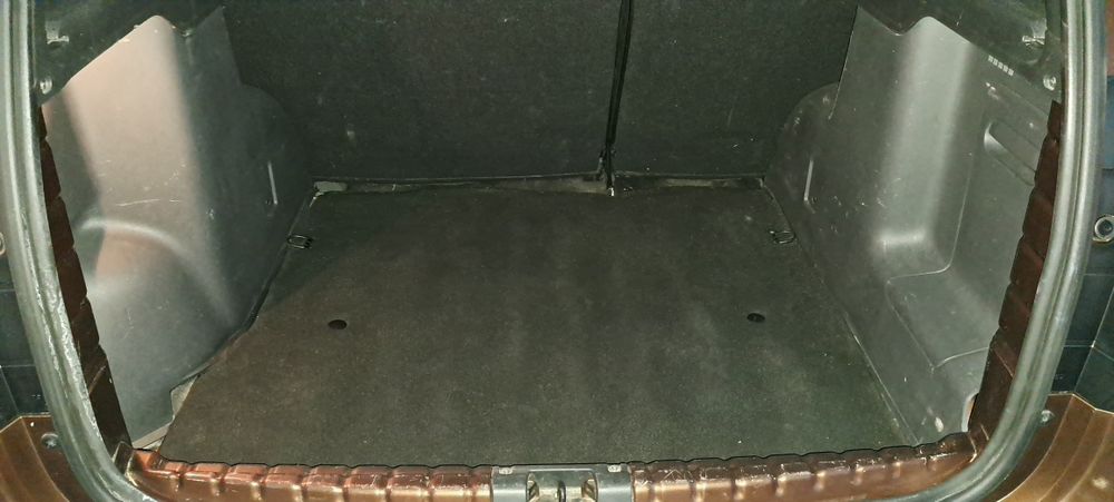 Dacia Duster 1.5 dci 2011 Prestige euro 5 4×2 km:177836km  reali!!!