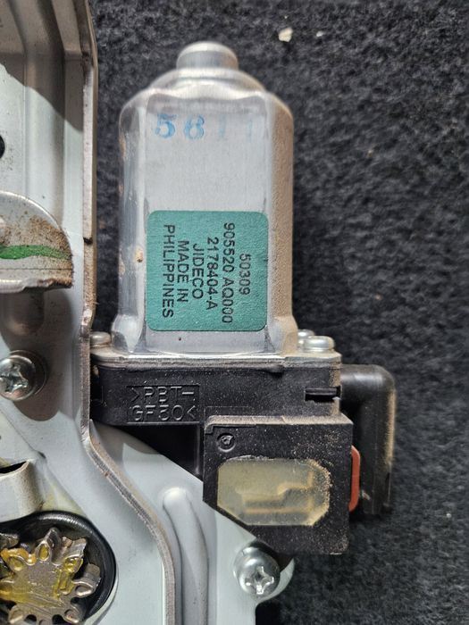 Брава за багажник/пета врата Infiniti QX70