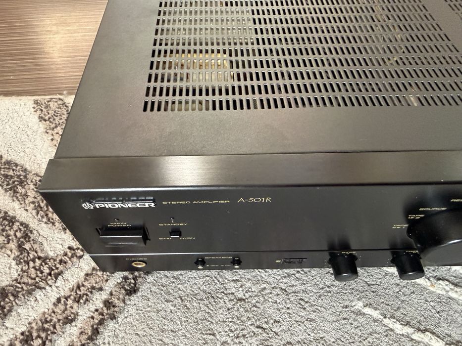 Pioneer A-501 Стерео усилвател