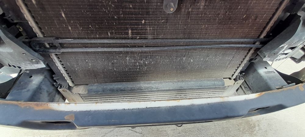 Vând intercooler mercedes Vito 2.2 euro 4, an 2010