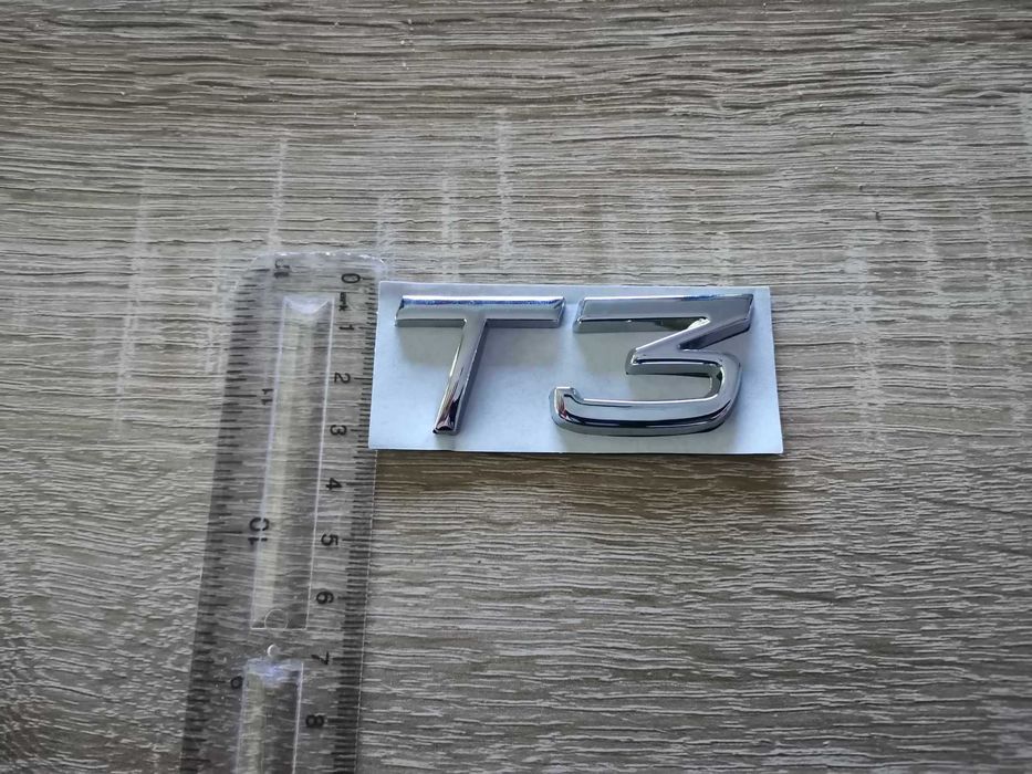 сребристи емблеми Волво Volvo T3