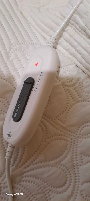 Електрическа  грейка за  врат и гръб