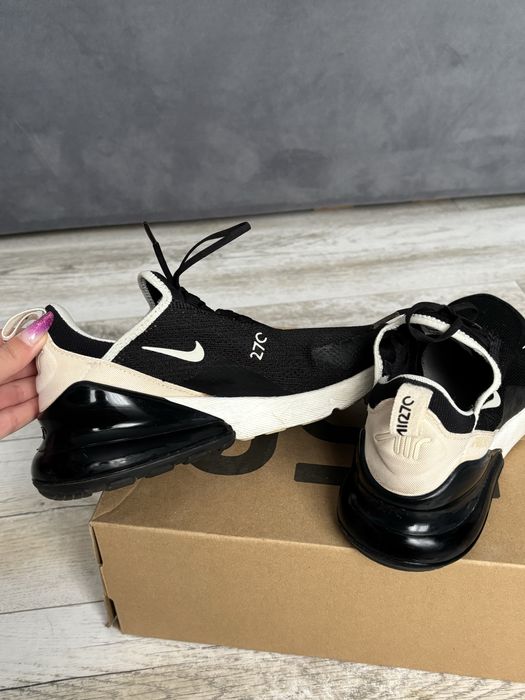Nike Air Max 270